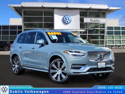 Used 2022 Volvo XC90 T8 Inscription w/ Advanced Package