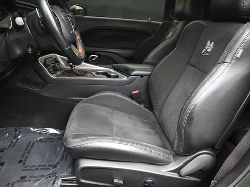 Used 2022 Dodge Challenger R/T Scat Pack RWD image 12