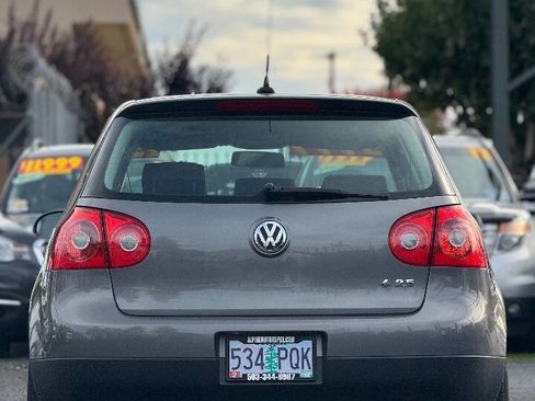 Used 2009 Volkswagen Rabbit S image 4