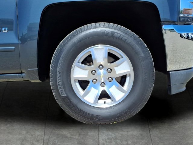 Used 2017 Chevrolet Silverado 1500 LT w/ All Star Edition RWD image 9