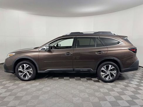 Used 2022 Subaru Outback Touring image 11