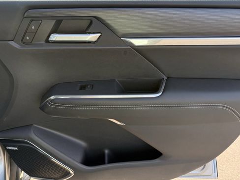 New 2025 GMC Acadia Elevation w/ Elevation Premium Package image 10