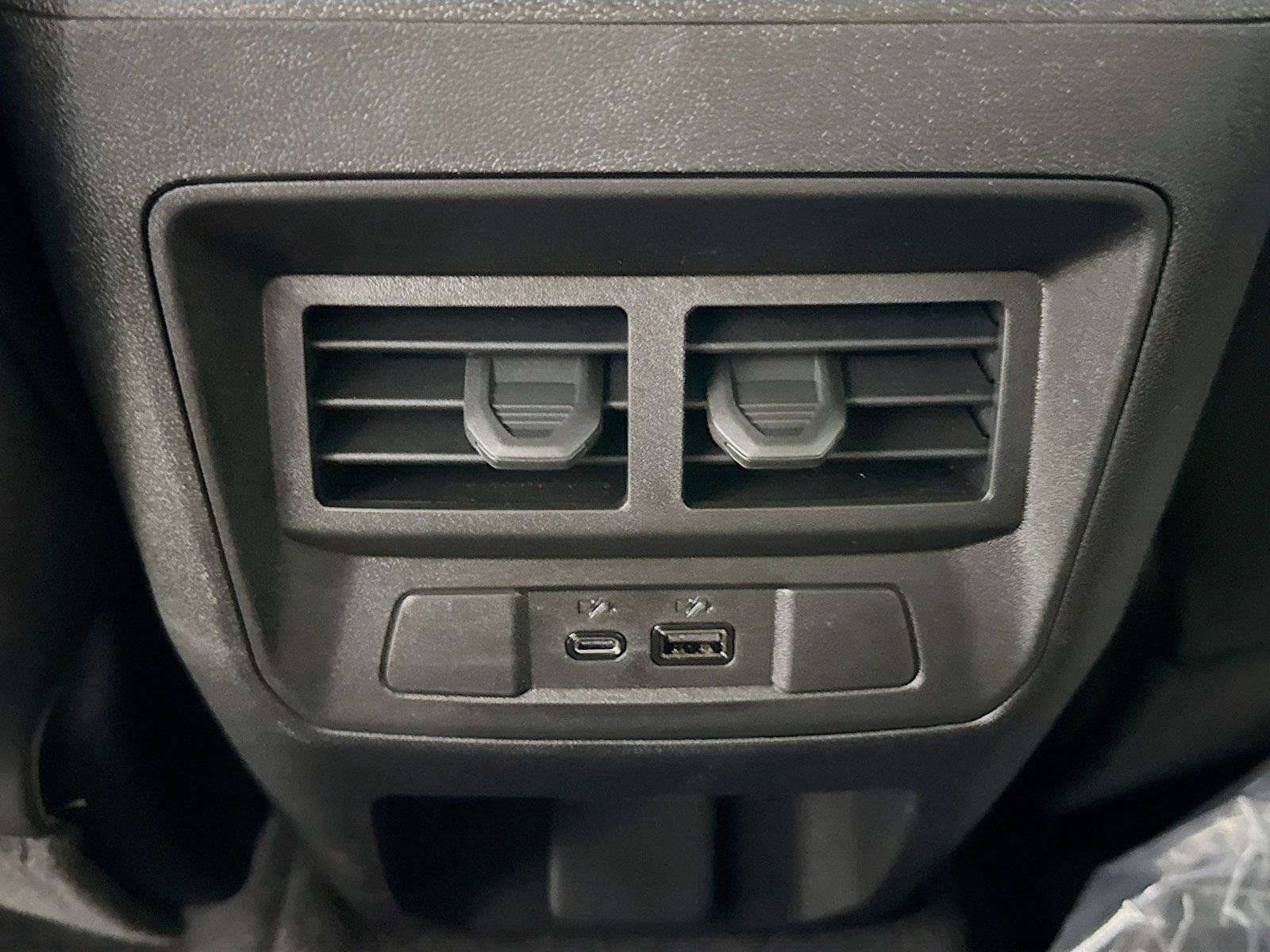 New 2026 Chevrolet Colorado ZR2 AWD/4WD image 14