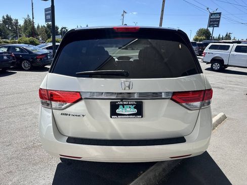 Used 2016 Honda Odyssey EX-L image 5