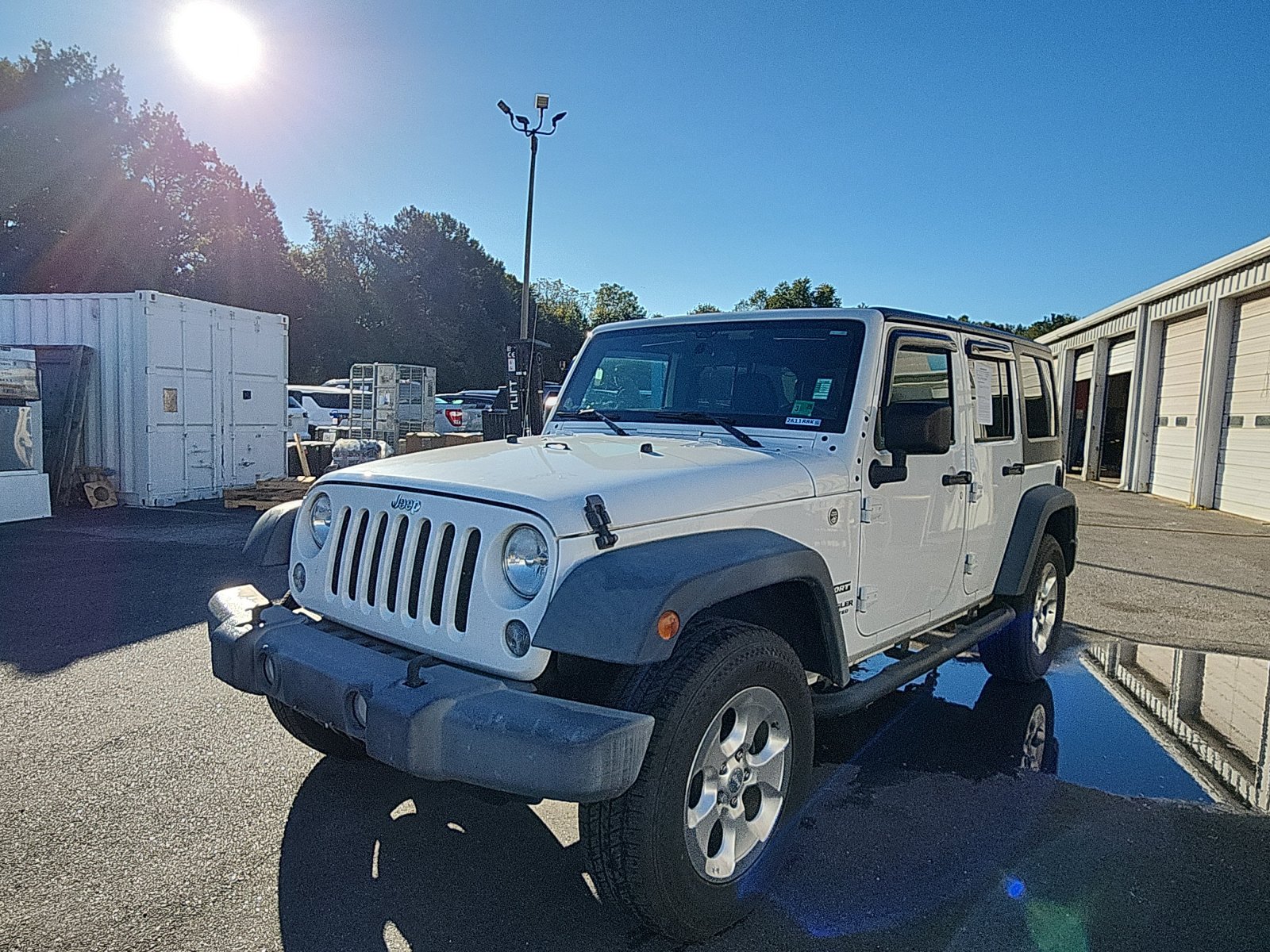 Used 2016 Jeep Wrangler Unlimited Sport w/ Connectivity Group AWD/4WD image 1