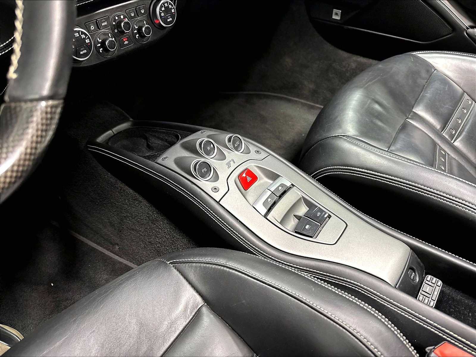 Used 2015 Ferrari 458 Spider RWD image 20