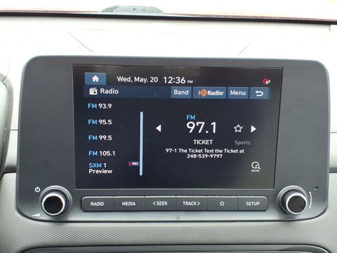 Used 2022 Hyundai Kona SEL w/ Cargo Package FWD image 17