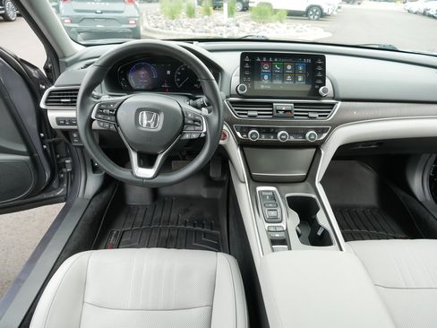 Used 2019 Honda Accord Touring image 20