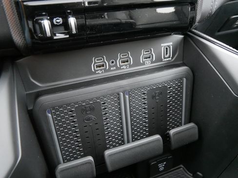 New 2026 RAM 1500 Limited AWD/4WD image 13