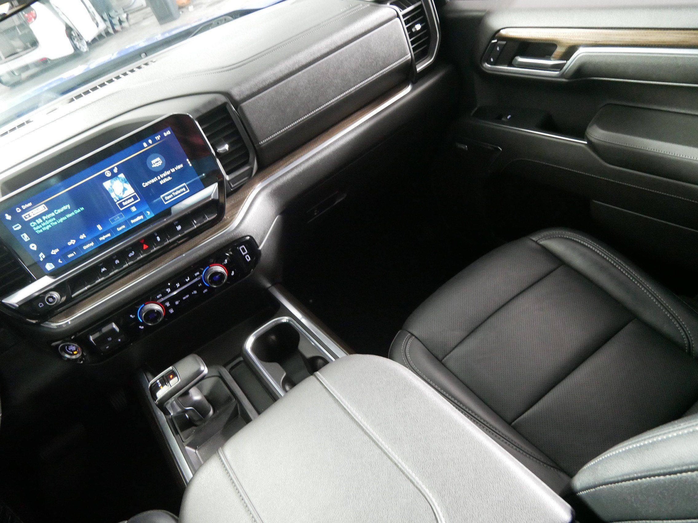 Certified 2023 Chevrolet Silverado 1500 RST w/ Convenience Package II AWD/4WD image 11