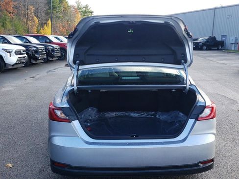 Used 2026 Toyota Camry LE w/ Convenience Package image 8