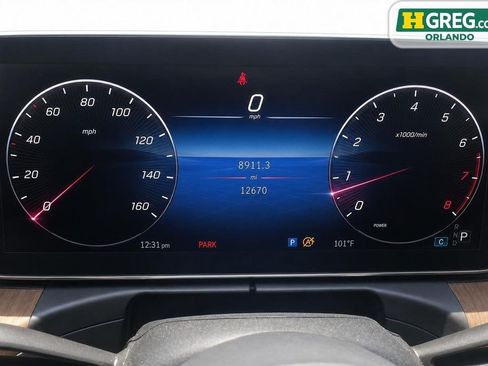 Used 2024 Mercedes-Benz C 300 Sedan image 8