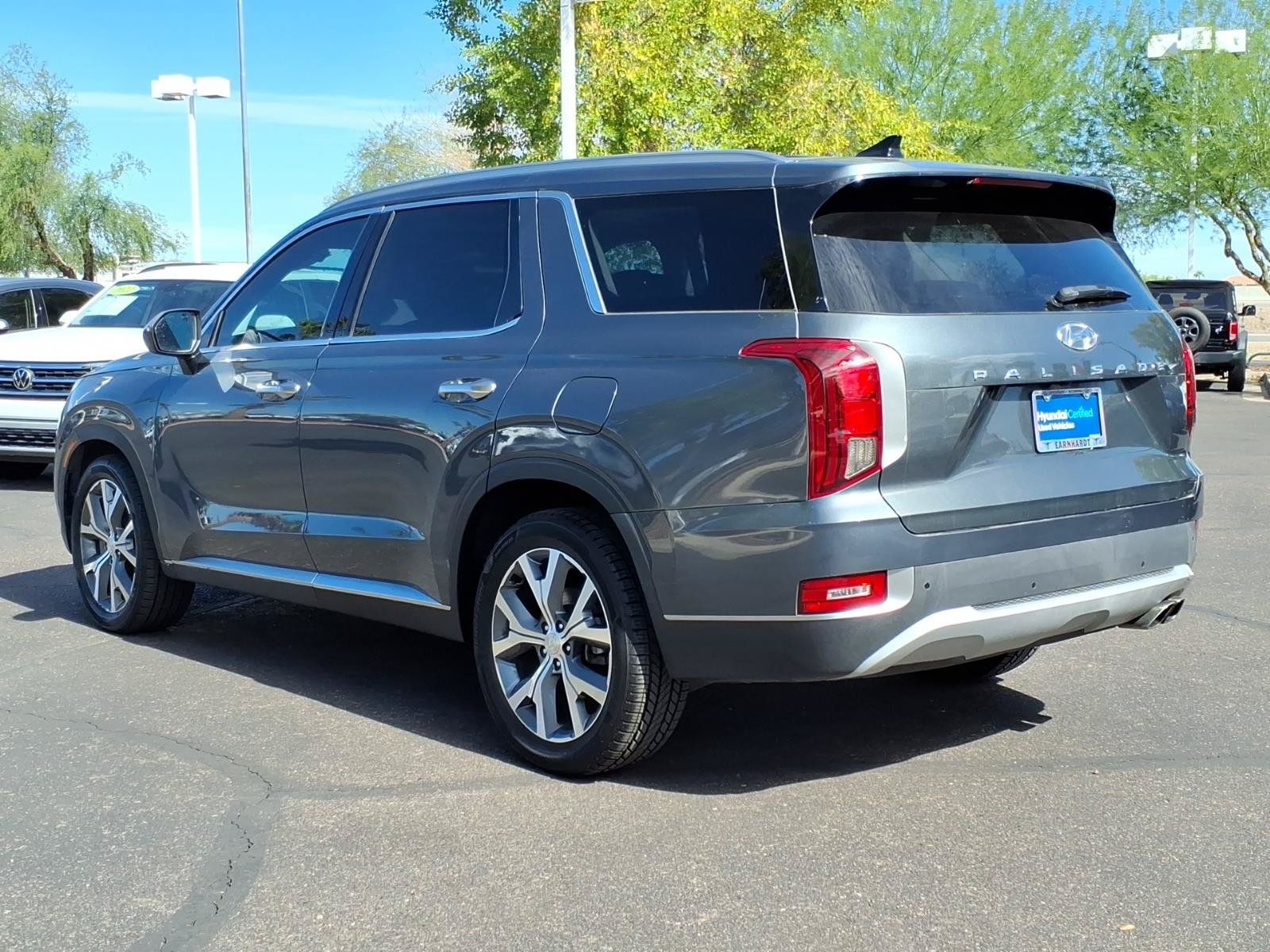 Certified 2022 Hyundai Palisade SEL w/ 8P Bench Seat Package FWD image 3