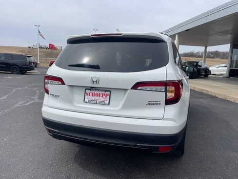 Used 2022 Honda Pilot Sport image 4