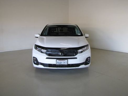 Certified 2025 Honda Odyssey EX-L image 2