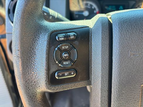 Used 2015 Ford F250 XL w/ Power Equipment Group AWD/4WD image 34