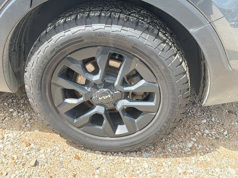 Used 2024 Kia Telluride SX Prestige X-Pro AWD/4WD image 12