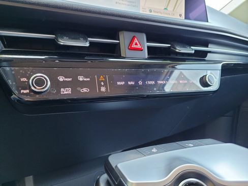 Used 2024 Kia EV6 Light RWD image 20