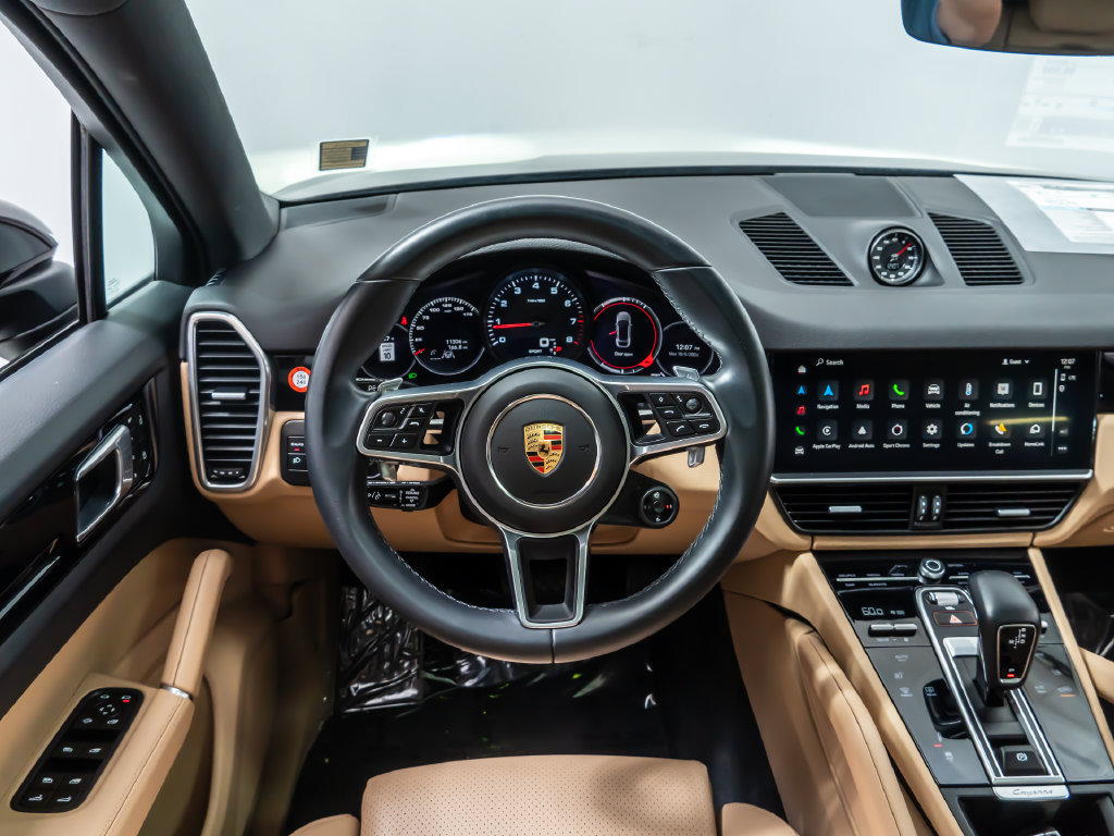 Used 2023 Porsche Cayenne Coupe AWD/4WD image 15