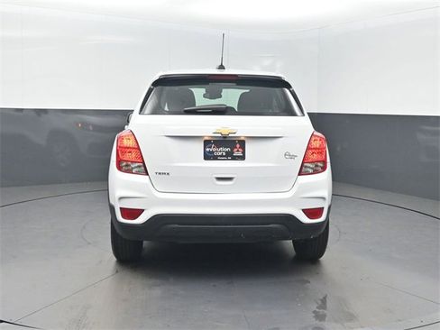 Used 2019 Chevrolet Trax LS image 30