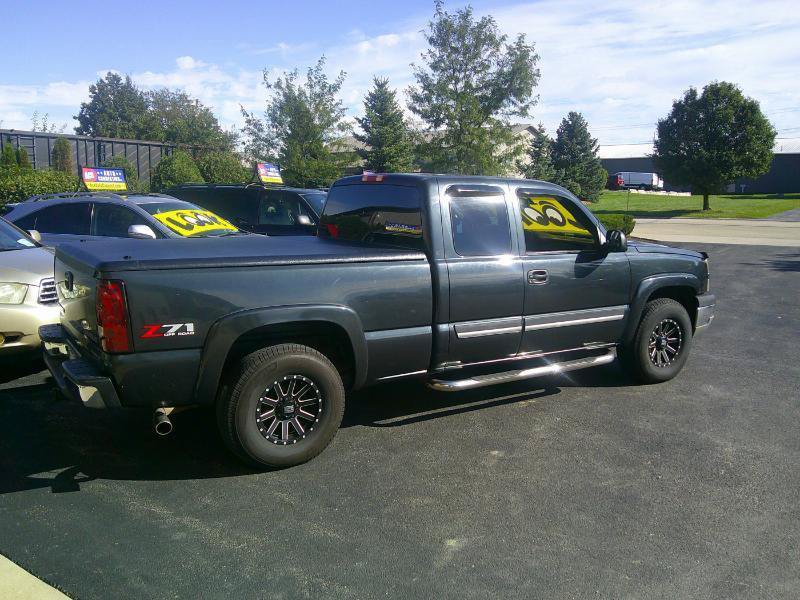 Used 2003 Chevrolet Silverado 1500 LS w/ Off-Road Package AWD/4WD image 4