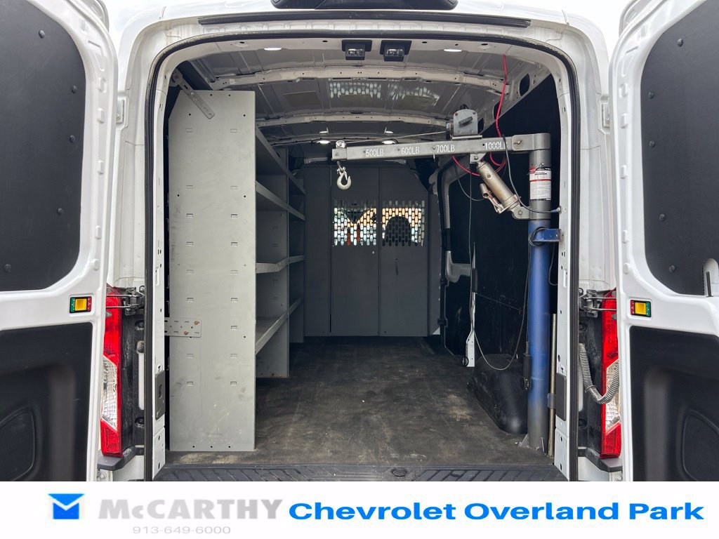 Used 2025 Ford Transit 250 148 Medium Roof Extended AWD w/ Load Area Protection Package image 13