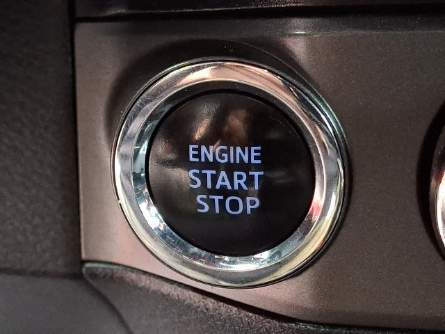 Used 2016 Toyota Tacoma TRD Off-Road w/ Exterior Package AWD/4WD image 24