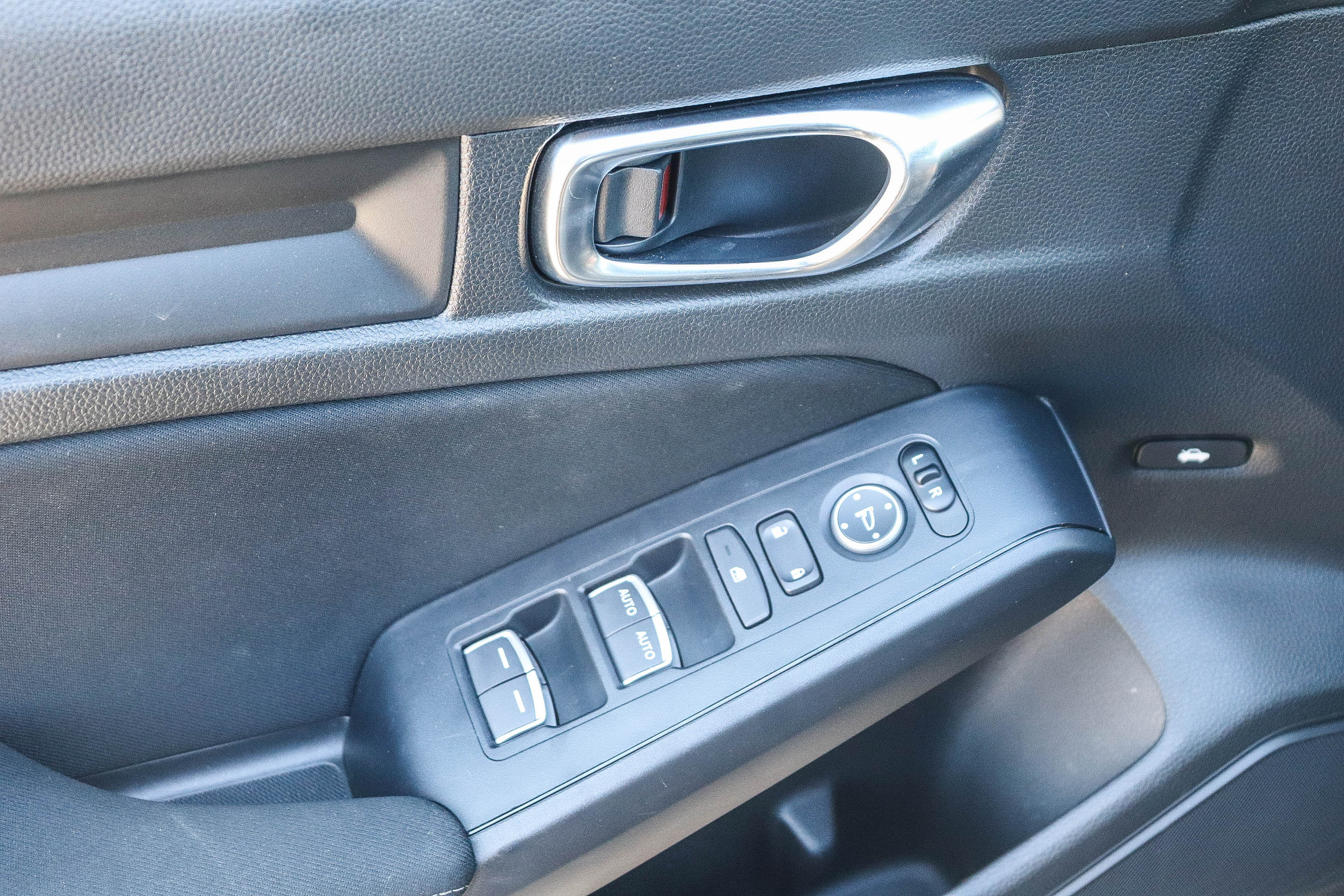 Used 2025 Honda Civic Sport image 24
