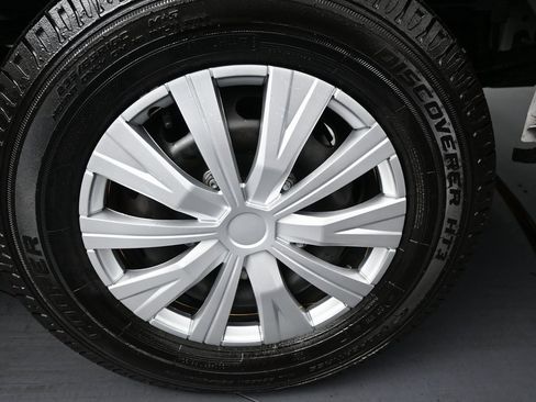 Used 2024 Ford Transit 350 XLT image 40