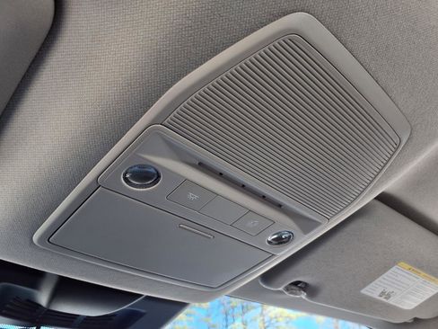 New 2026 Nissan Sentra SV w/ SV Convenience Package FWD image 23