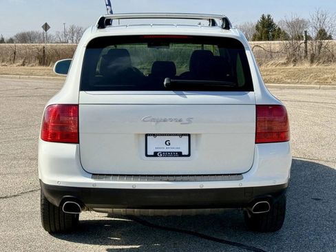 Used 2004 Porsche Cayenne S image 4