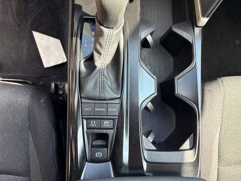 Used 2025 Toyota Camry LE FWD image 17