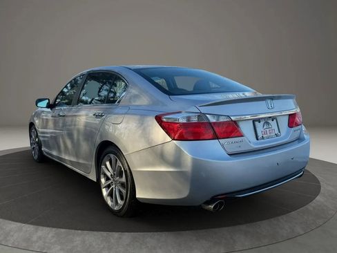 Used 2013 Honda Accord Sport image 5