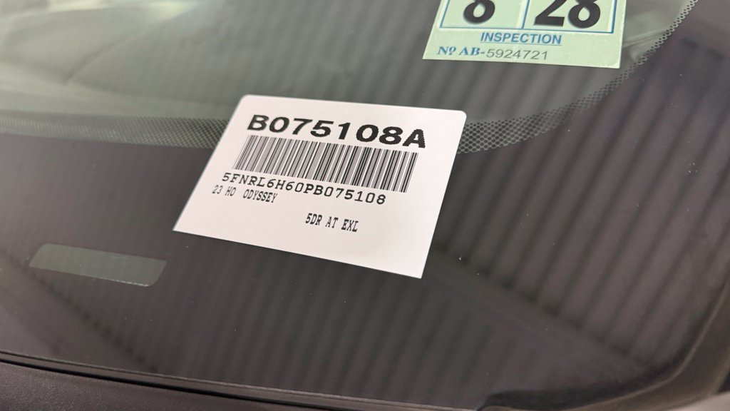 Used 2023 Honda Odyssey EX-L image 4