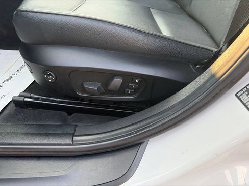 Used 2014 BMW X1 sDrive28i RWD image 21