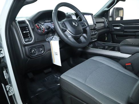 Used 2024 RAM 4500 SLT w/ Quick Order Package 2YG SLT image 17