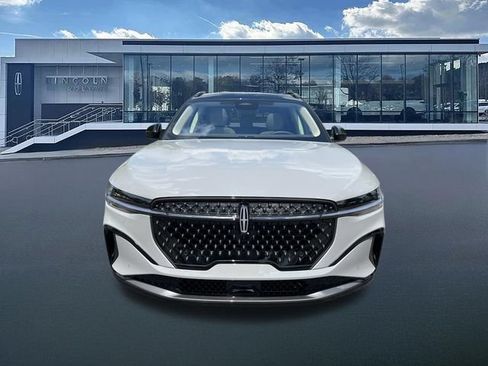 New 2026 Lincoln Nautilus Reserve w/ Jet Appearance Package AWD/4WD image 2