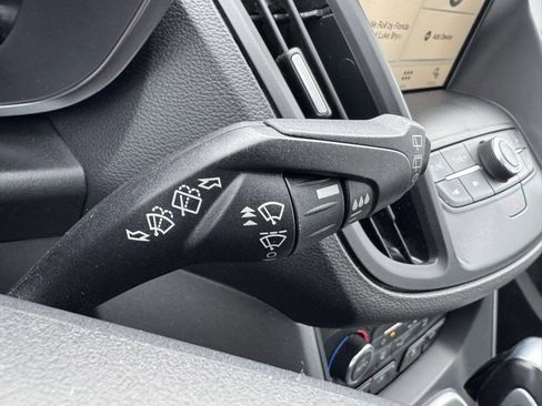 Used 2017 Ford C-MAX Energi SE w/ Equipment Group 401A image 29