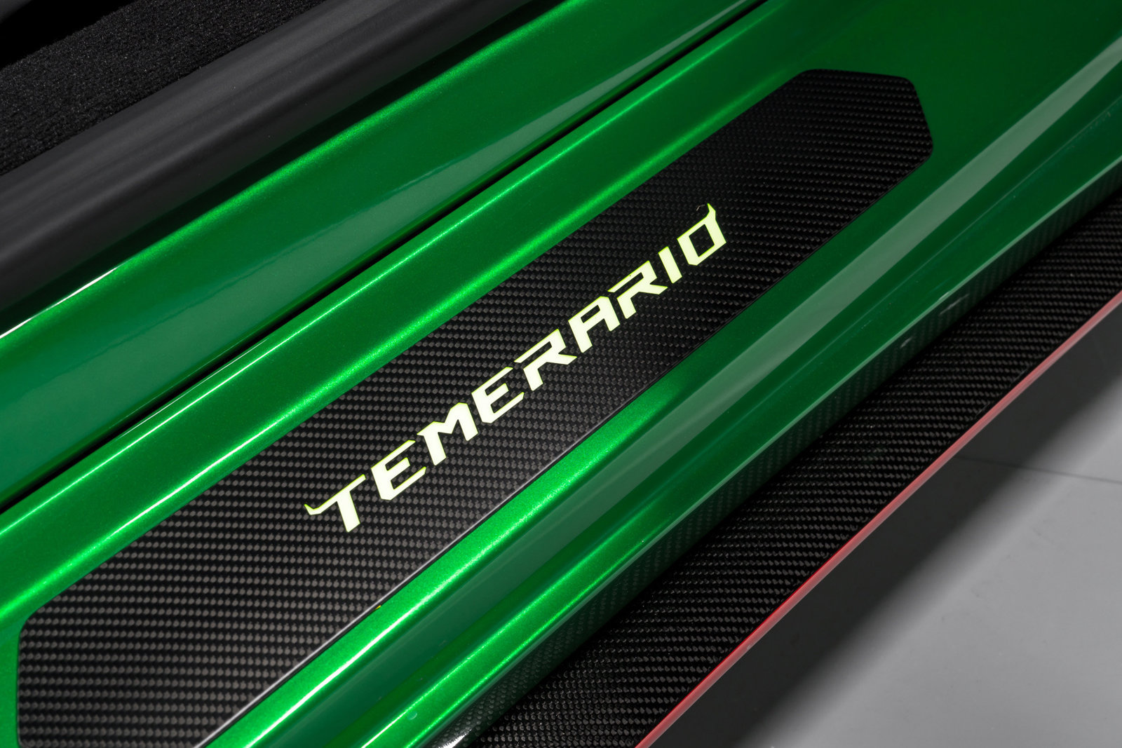 Used 2026 Lamborghini Temerario AWD/4WD image 38