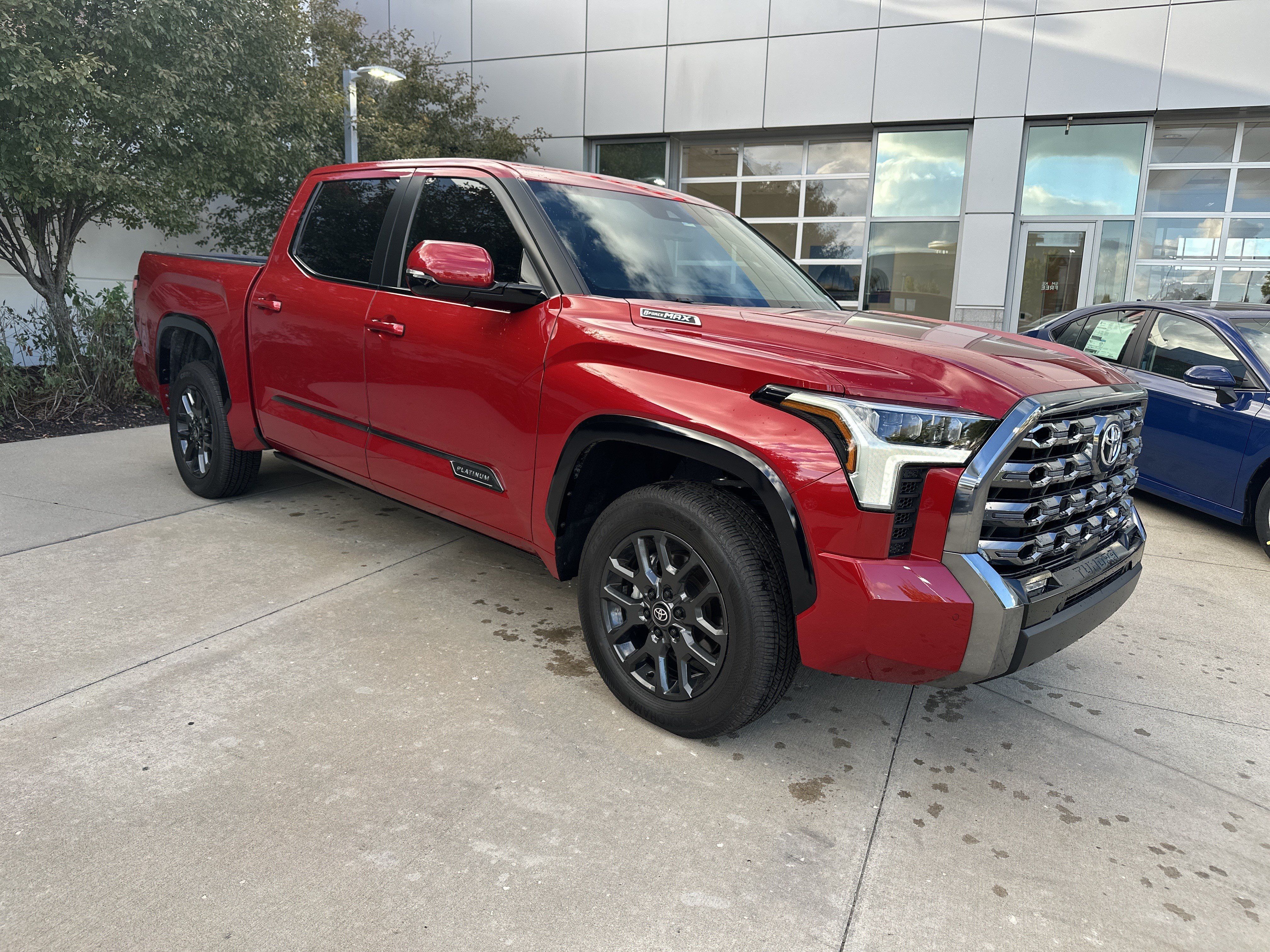 Used 2026 Toyota Tundra Platinum AWD/4WD image 2