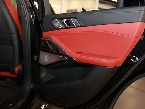 Used 2025 BMW X6 M Competition w/ Executive Package image 19