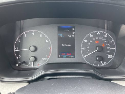 Used 2025 Toyota Corolla LE FWD image 17