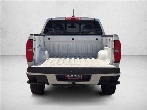 Used 2022 Chevrolet Colorado LT w/ LT Convenience Package AWD/4WD image 6