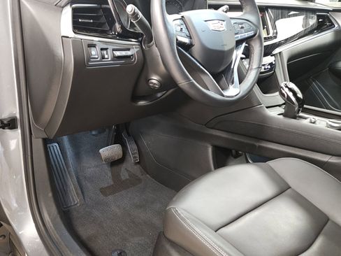 Used 2024 Cadillac XT6 Premium Luxury w/ Technology Package image 42