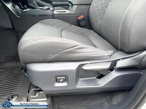 Used 2026 Toyota Tacoma SR5 AWD/4WD image 22