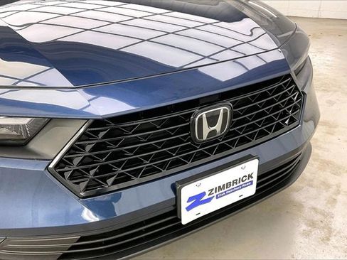 Certified 2023 Honda Accord EX image 31