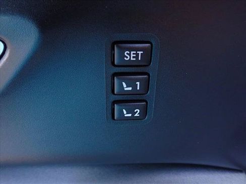 Certified 2026 Subaru Ascent Limited AWD/4WD image 17