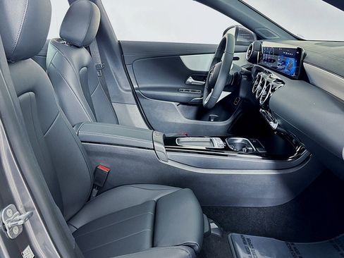 New 2026 Mercedes-Benz CLA 250 image 6