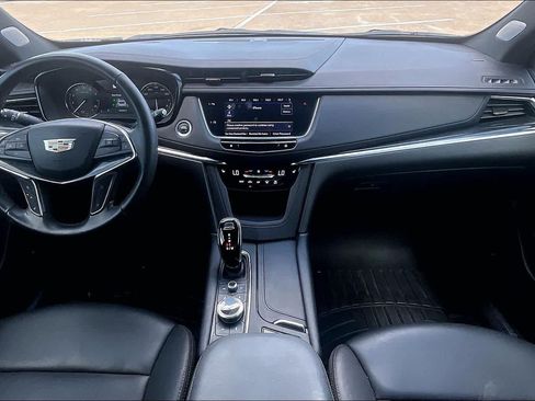Used 2023 Cadillac XT5 Premium Luxury FWD image 9