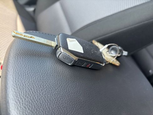 Used 2025 Kia Soul LX w/ LX Technology Package image 21